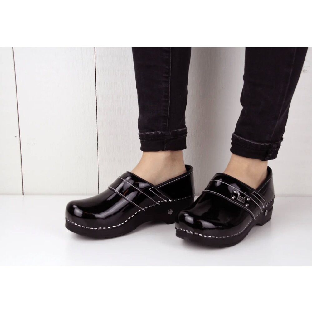 Sanita Lindsey Koi Patent Leather Clogs Size 39